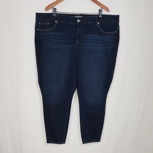Torrid Bombshell Skinny 5-pocket Dark Wash Jeans Size 28 R  Like New!